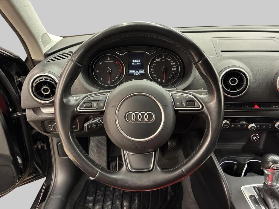 AUDI A3 2015