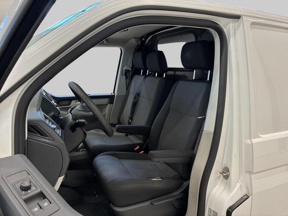 VOLKSWAGEN Transporter 2019
