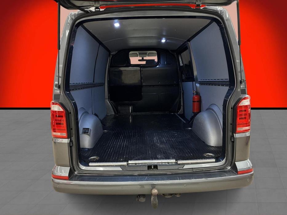 VOLKSWAGEN Transporter 2019