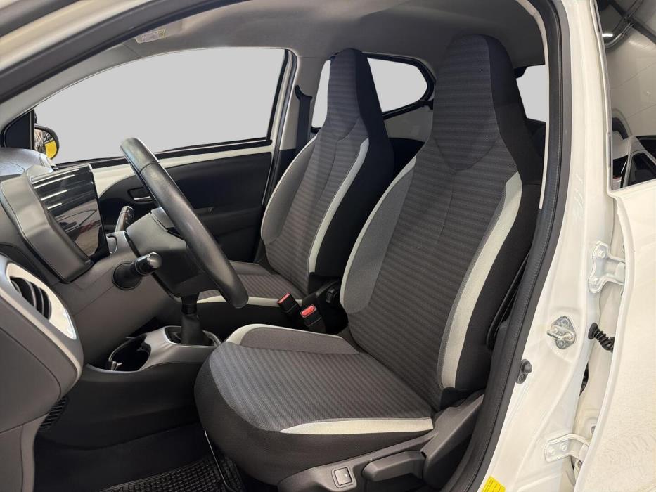 TOYOTA AYGO 2019