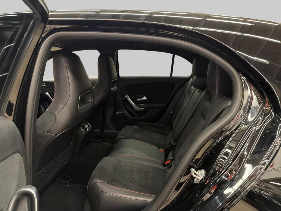 MERCEDES-BENZ A 2019