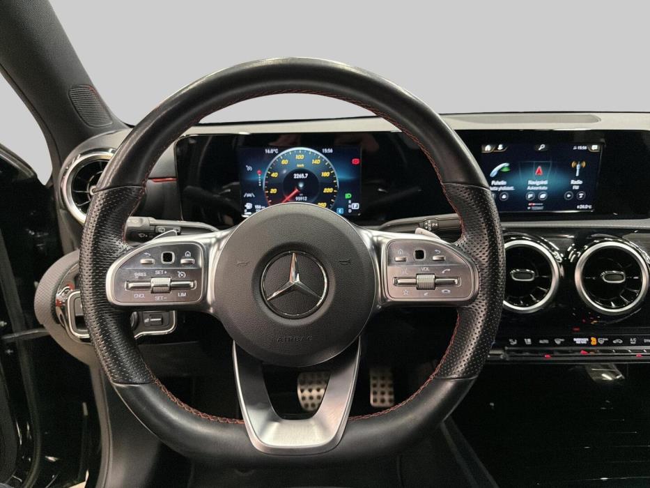 MERCEDES-BENZ A 2019