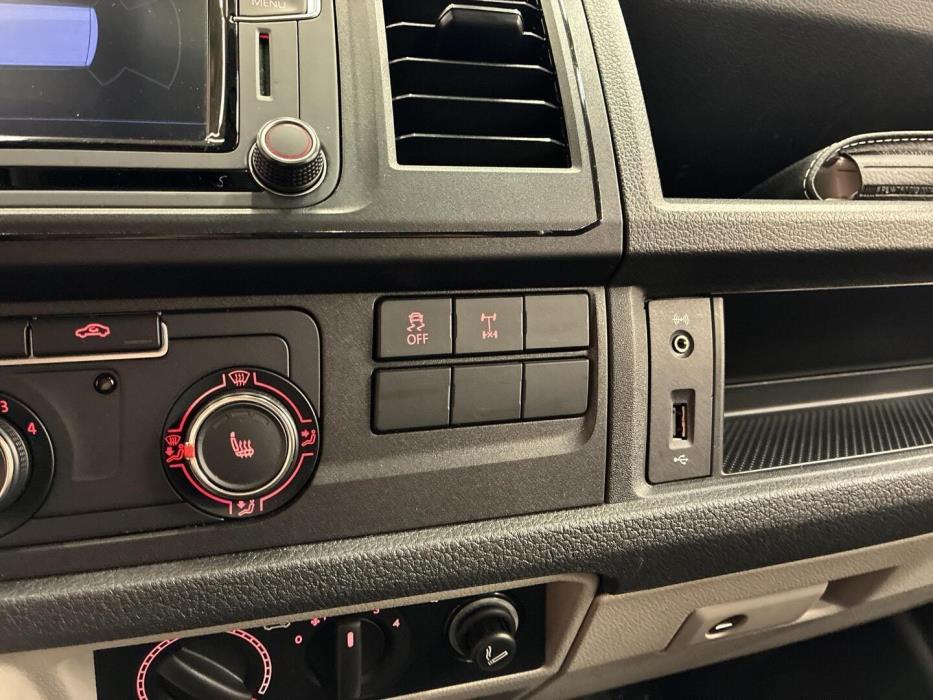 VOLKSWAGEN Transporter 2019