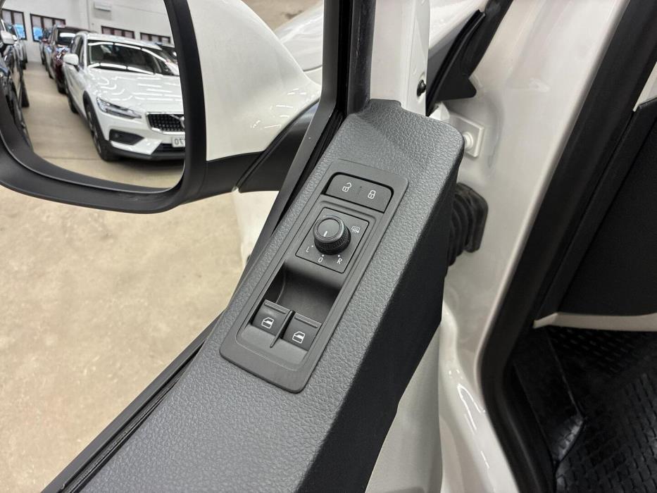 VOLKSWAGEN Transporter 2019