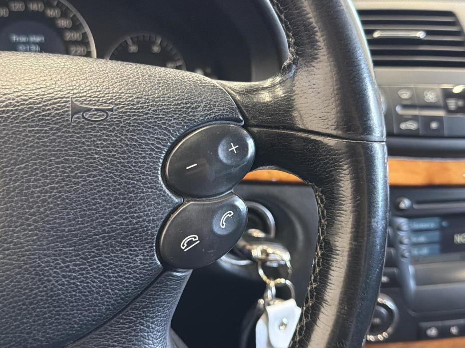 MERCEDES-BENZ E 2006