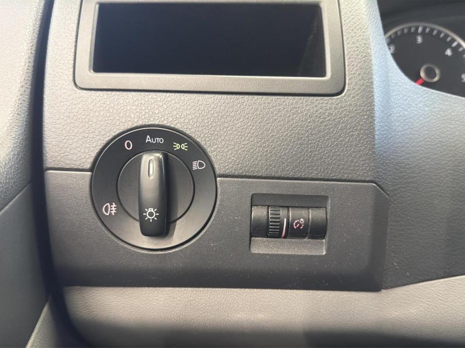 VOLKSWAGEN Transporter 2013