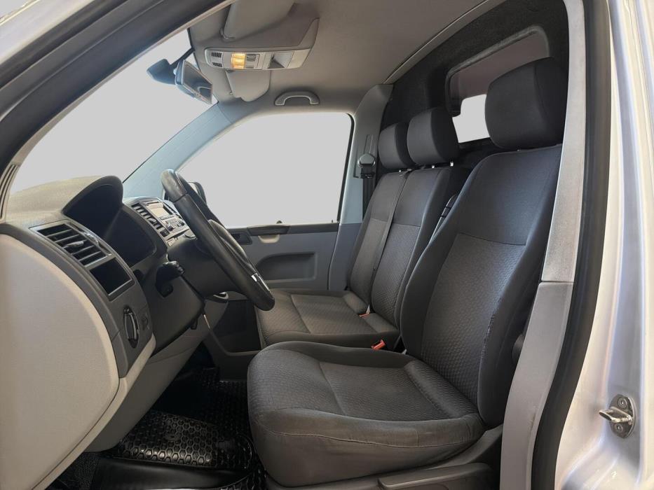 VOLKSWAGEN Transporter 2013