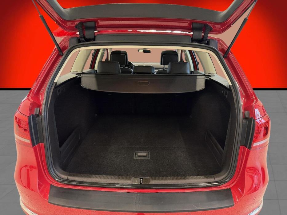 VOLKSWAGEN Passat 2014
