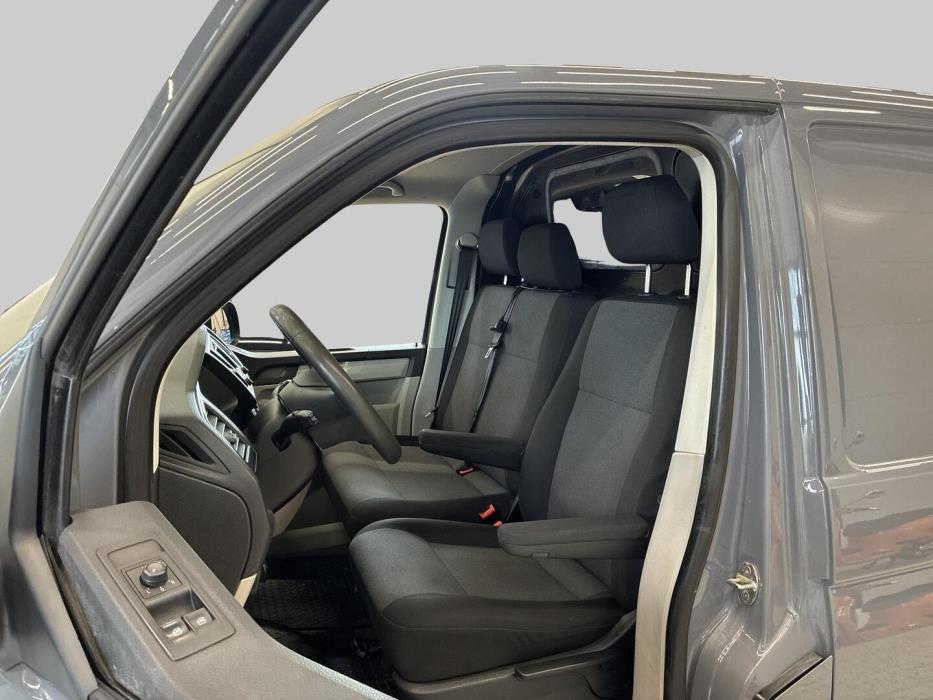 VOLKSWAGEN Transporter 2017