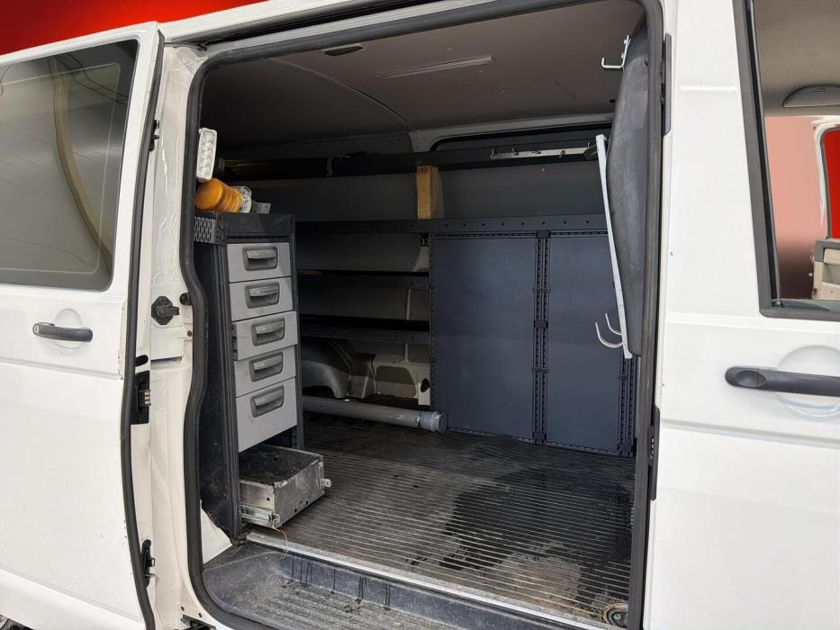 VOLKSWAGEN Transporter 2018