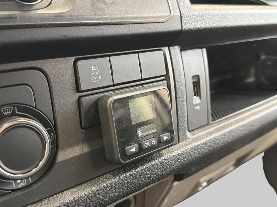 VOLKSWAGEN Transporter 2018