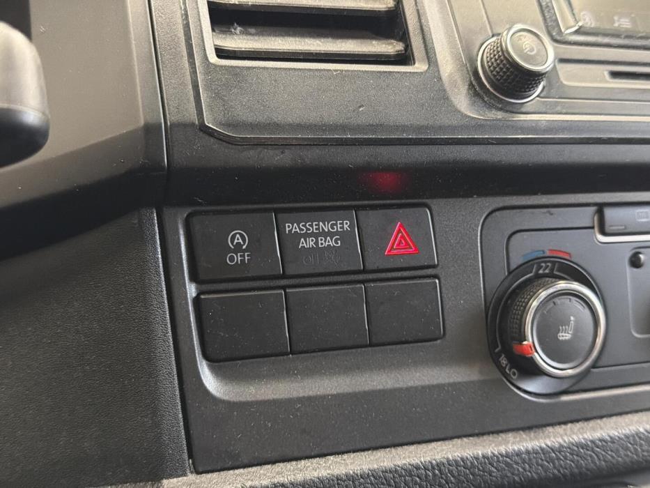 VOLKSWAGEN Transporter 2018