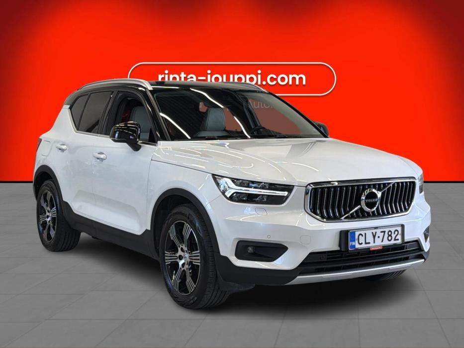 VOLVO XC40 2019