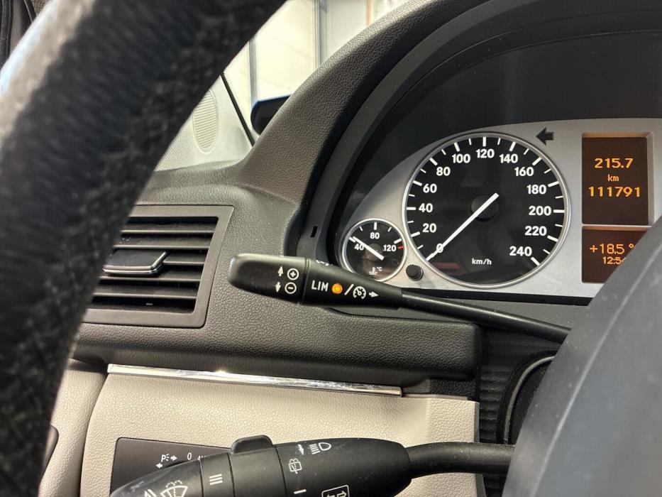 MERCEDES-BENZ B 2010