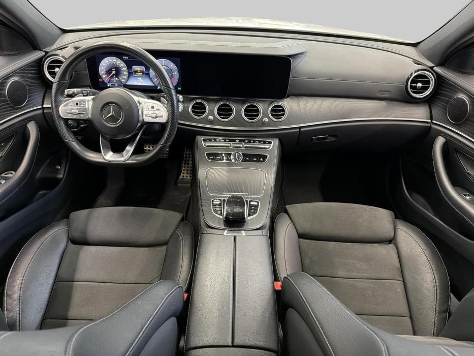 MERCEDES-BENZ E 2019