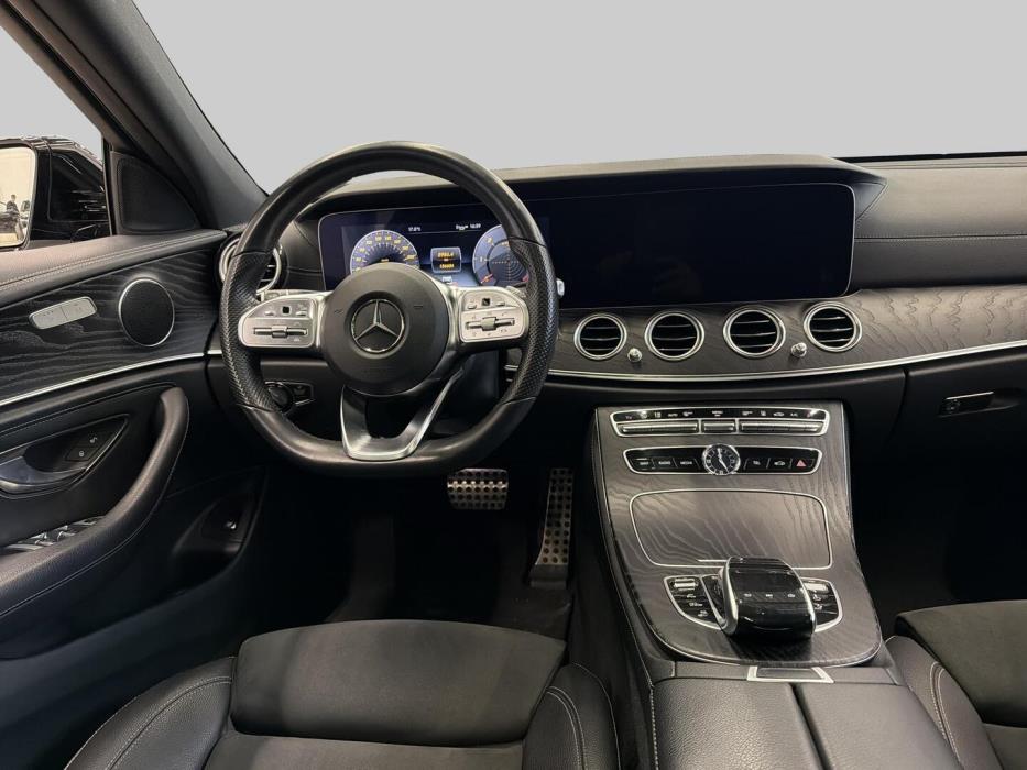 MERCEDES-BENZ E 2019