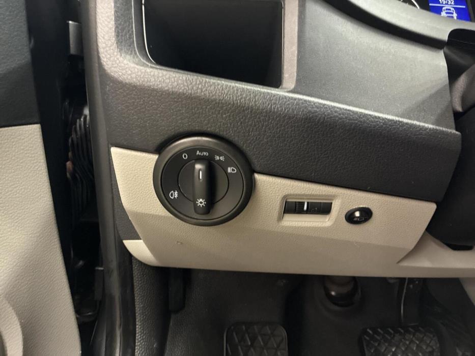 VOLKSWAGEN Transporter 2019