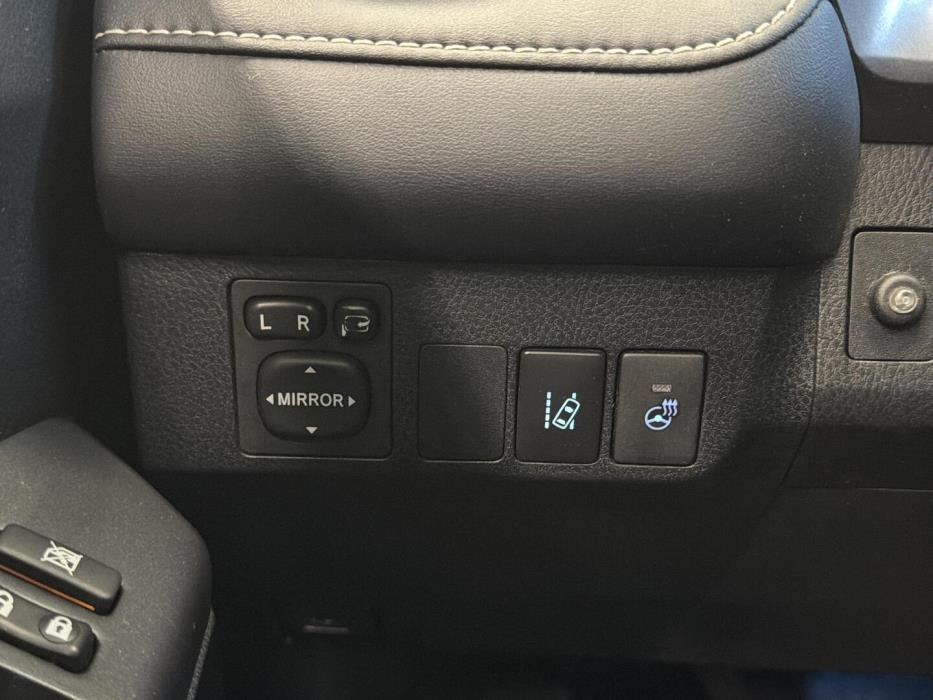 TOYOTA RAV4 2019