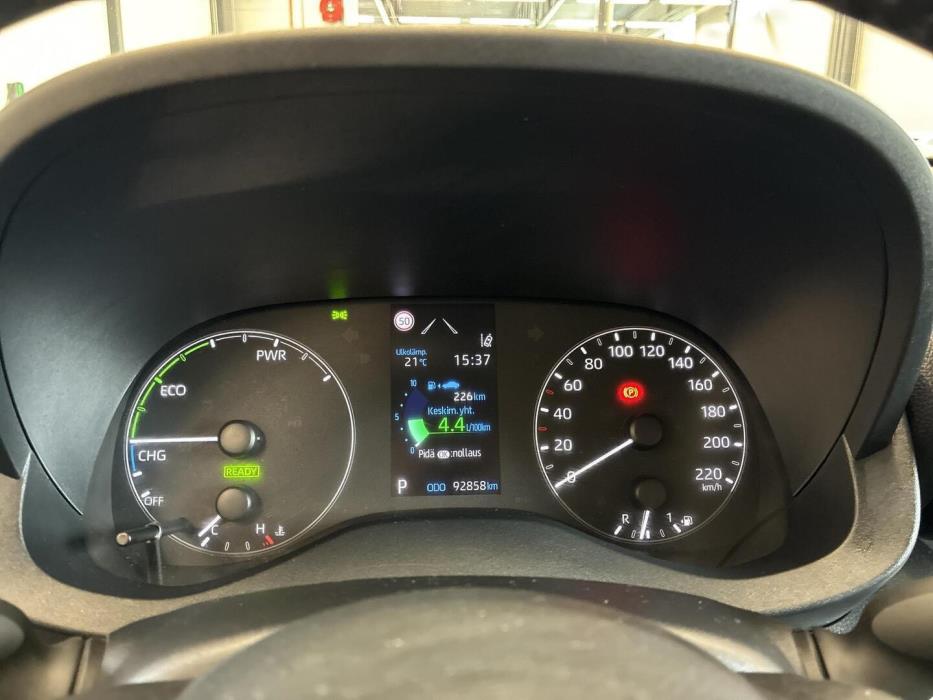 TOYOTA Yaris 2021
