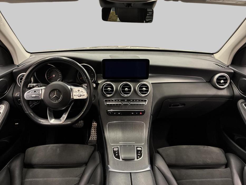 MERCEDES-BENZ GLC 2022