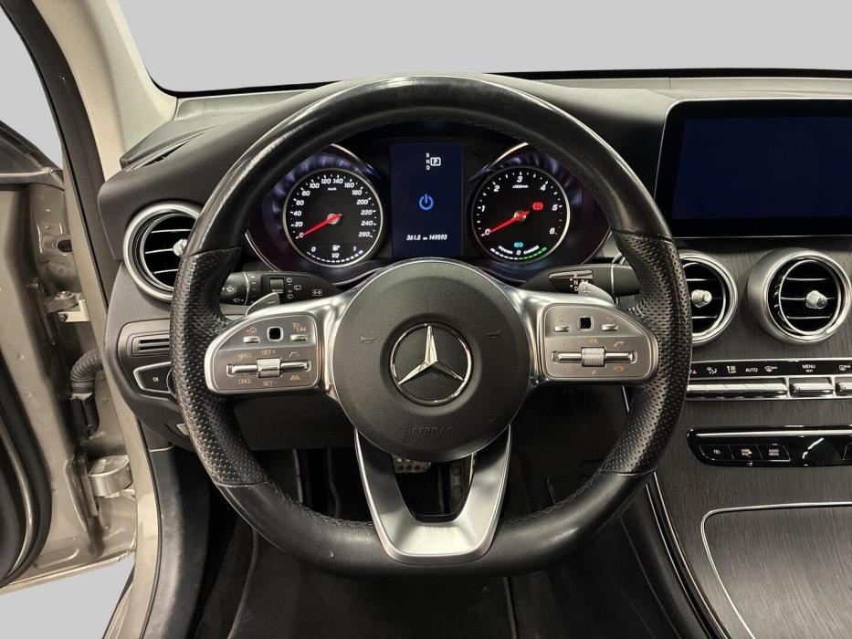 MERCEDES-BENZ GLC 2022