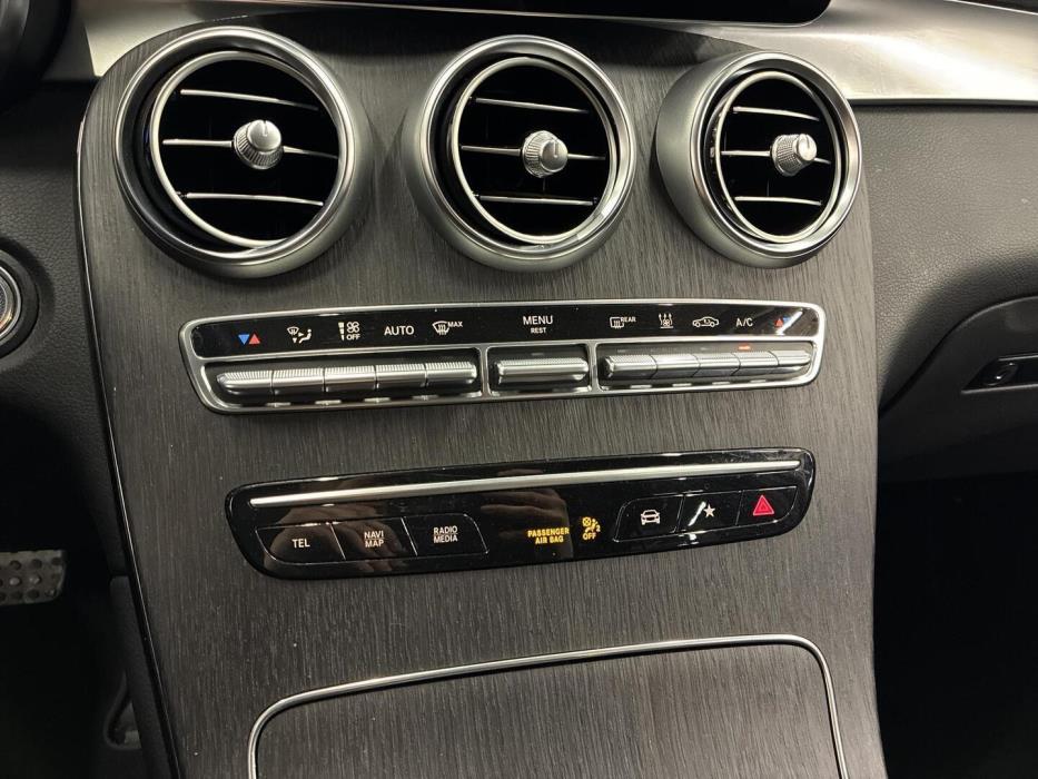 MERCEDES-BENZ GLC 2022