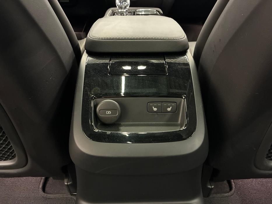 VOLVO V60 2024
