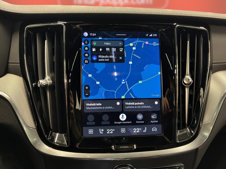 VOLVO V60 2024