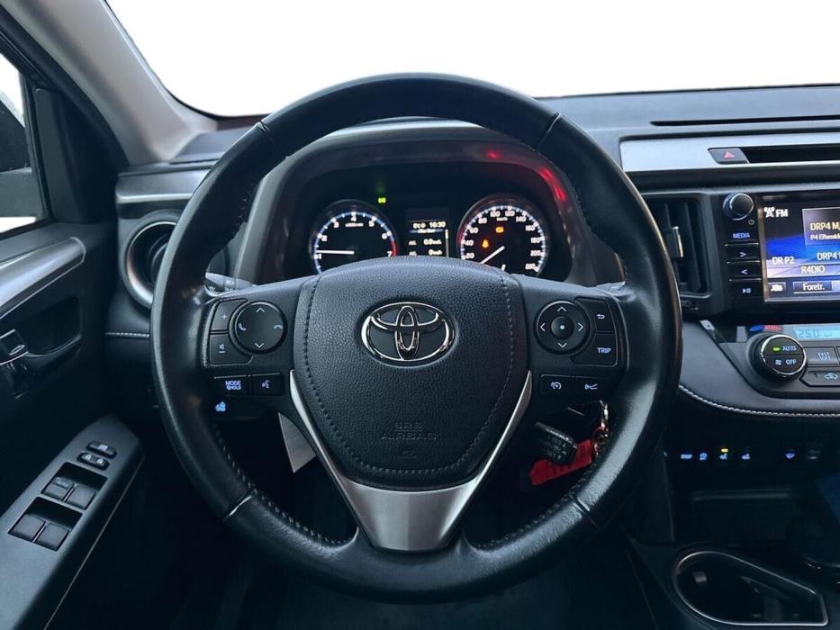 TOYOTA RAV4 2018