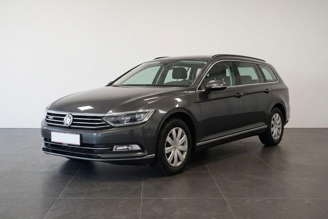 VOLKSWAGEN PASSAT 2022