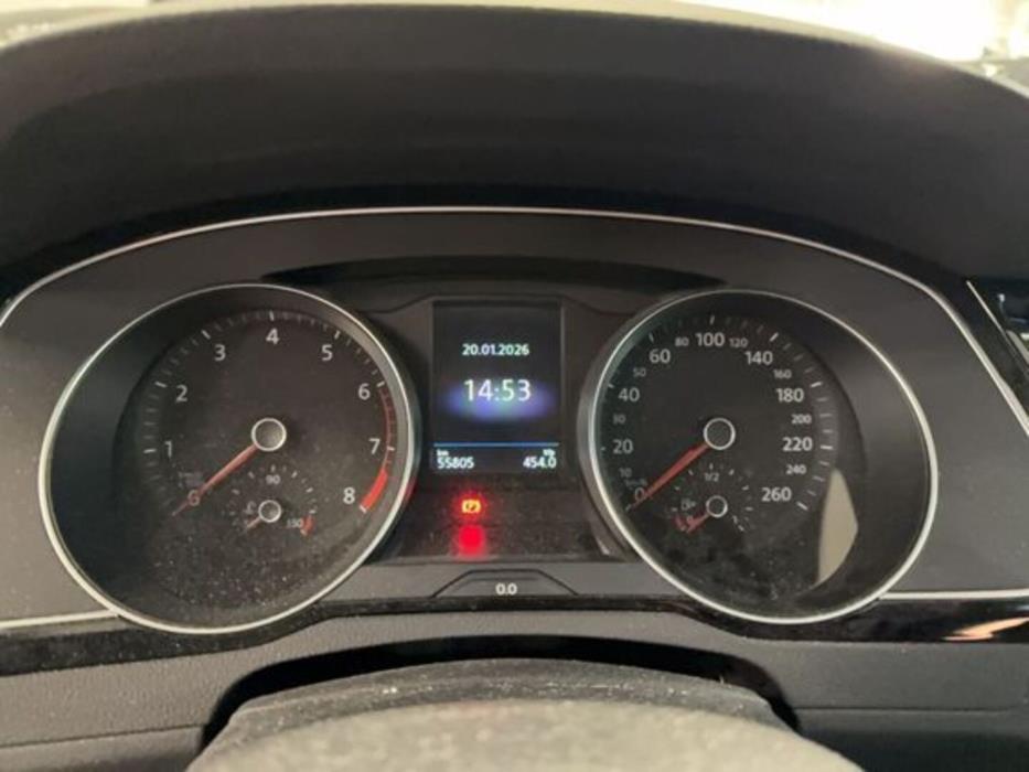 VOLKSWAGEN PASSAT 2022