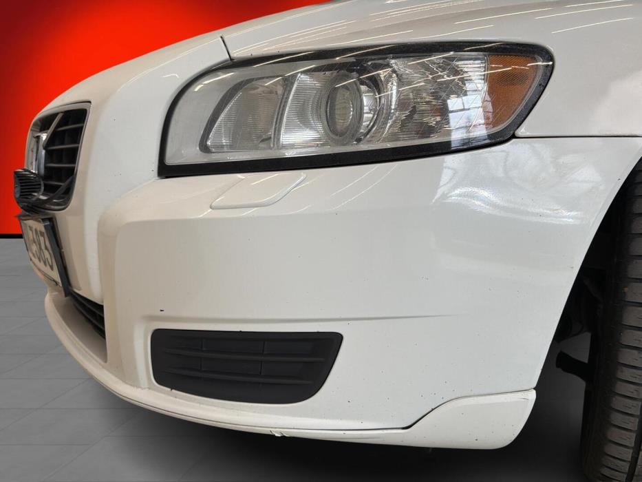 VOLVO V50 2010