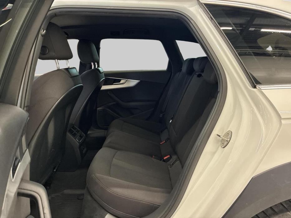 AUDI A4 allroad quattro 2017