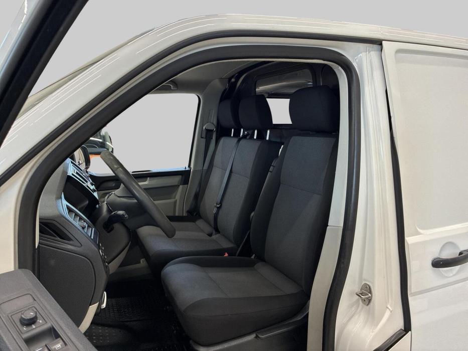 VOLKSWAGEN Transporter 2018