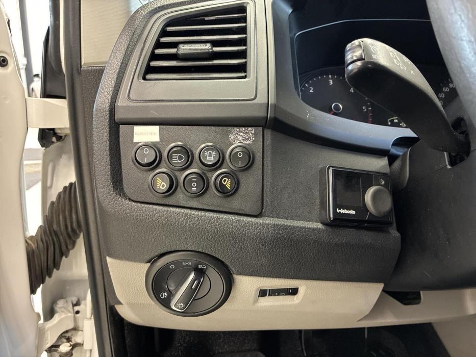 VOLKSWAGEN Transporter 2018