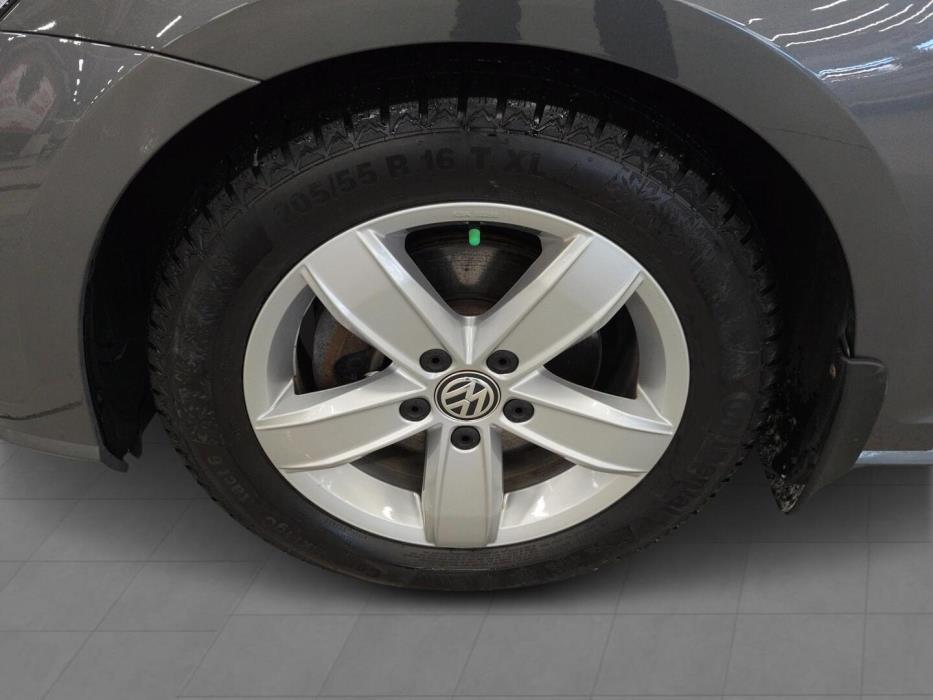 VOLKSWAGEN Golf 2018