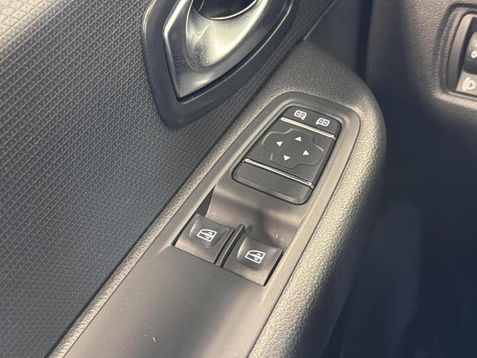 RENAULT Clio 2018