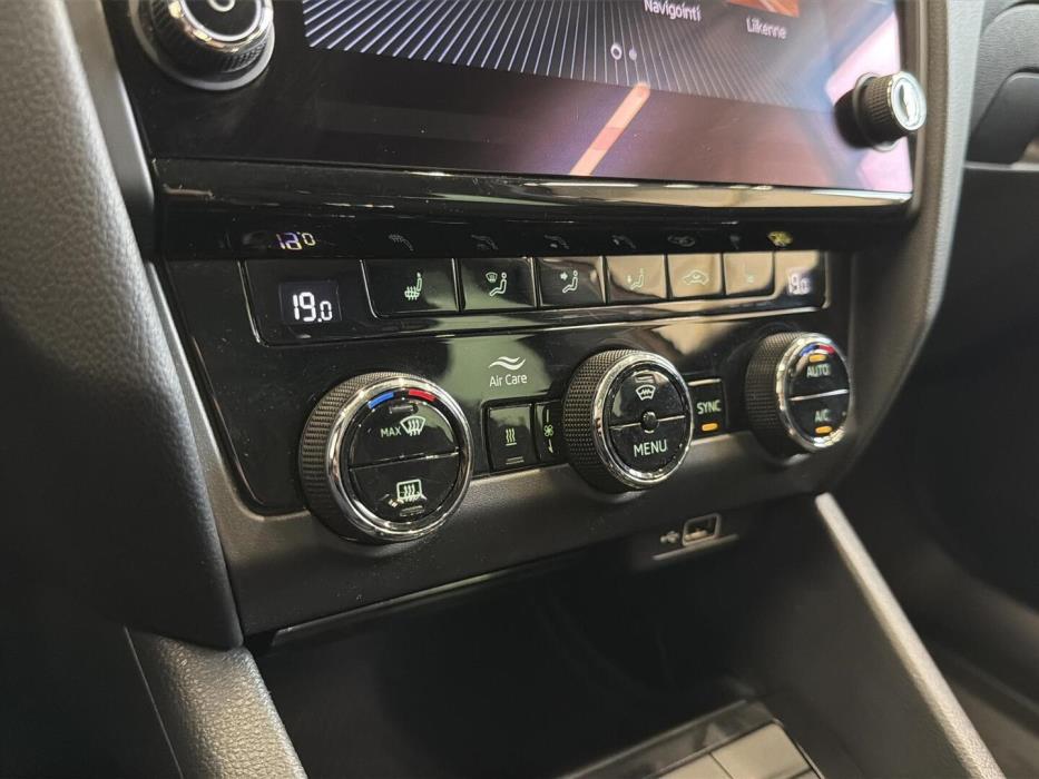 SKODA Octavia 2019