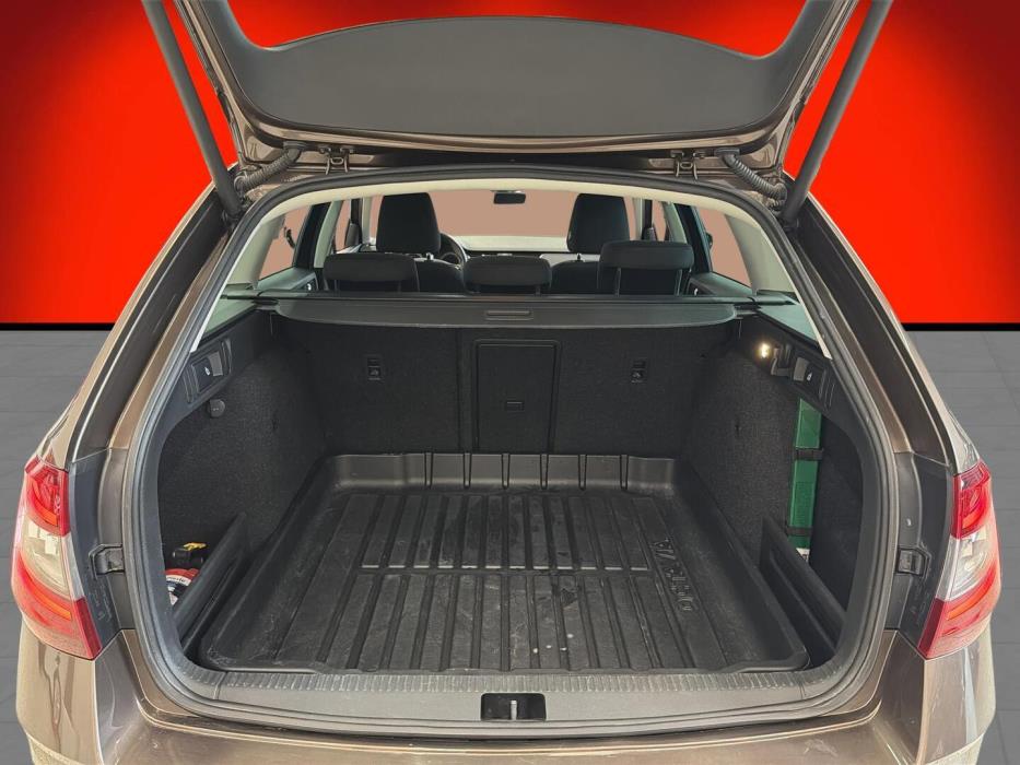 SKODA Octavia 2019