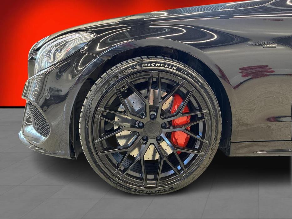 MERCEDES-BENZ C 43 AMG 2017