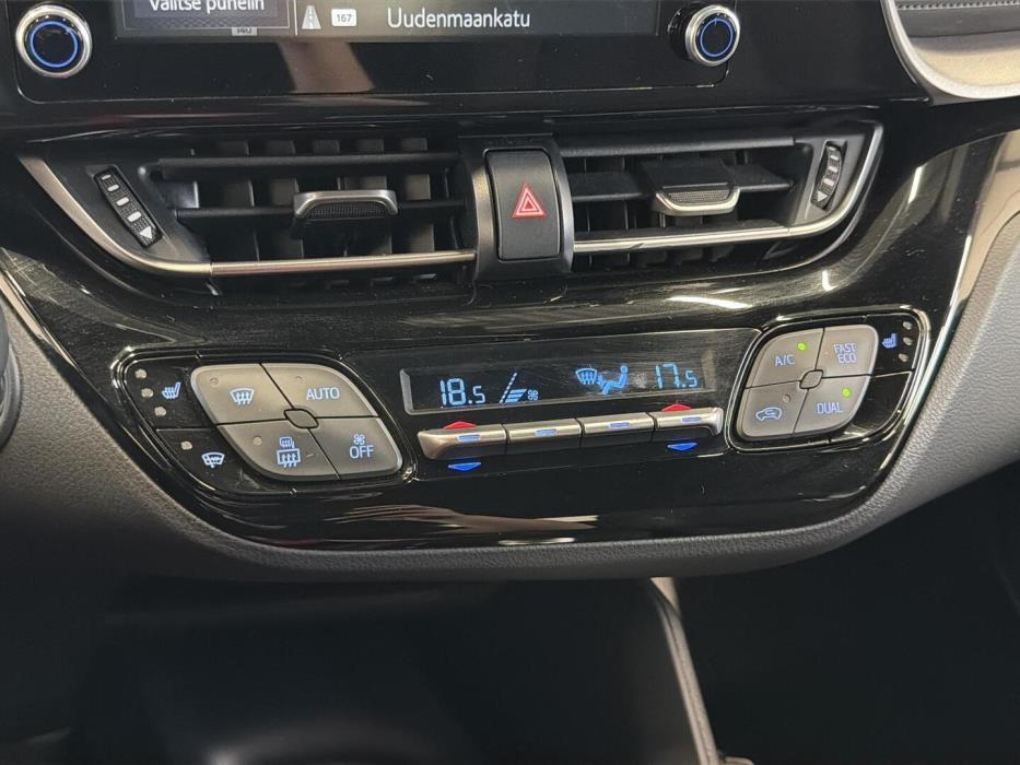 TOYOTA C-HR 2021