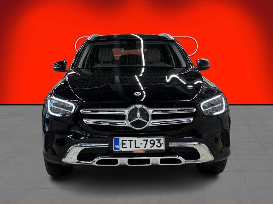 MERCEDES-BENZ GLC 2021