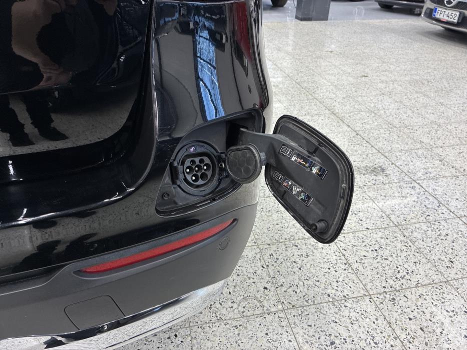 MERCEDES-BENZ GLC 2021