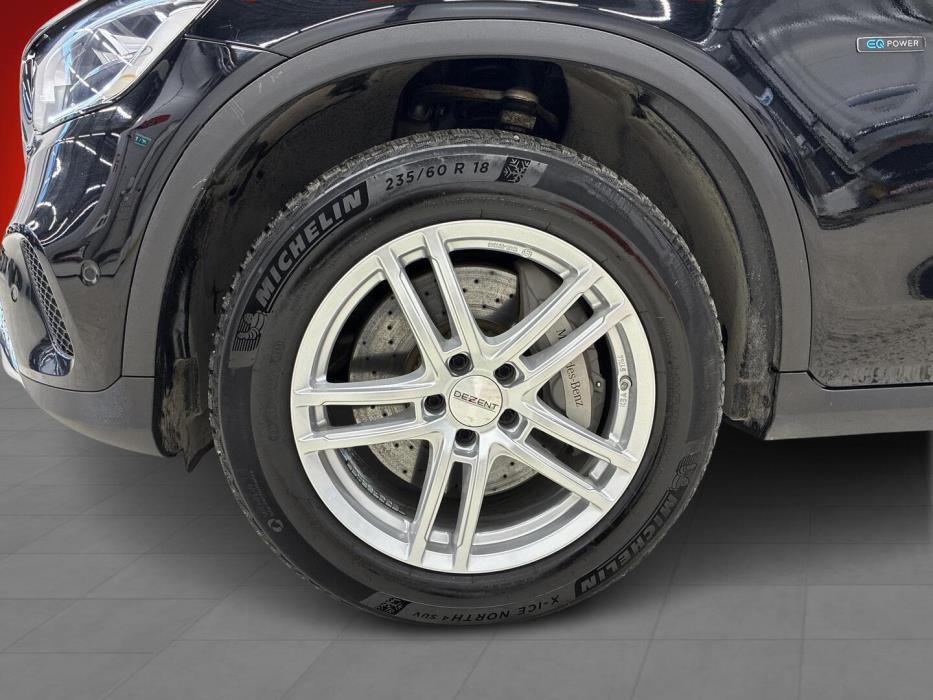 MERCEDES-BENZ GLC 2021