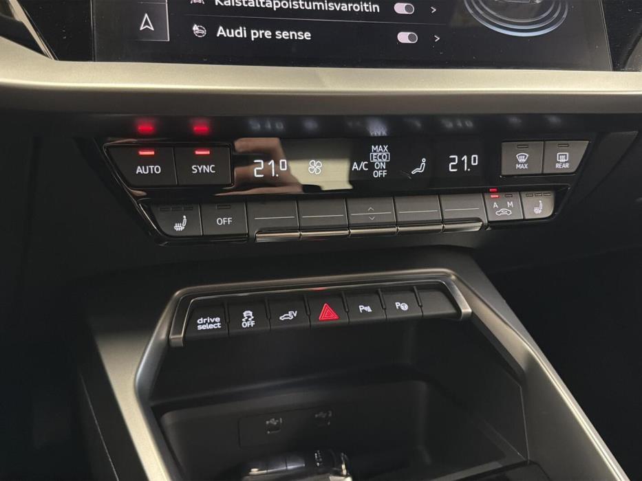 AUDI A3 2021