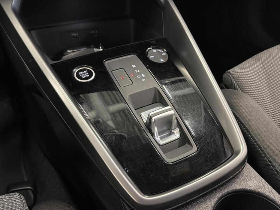 AUDI A3 2021