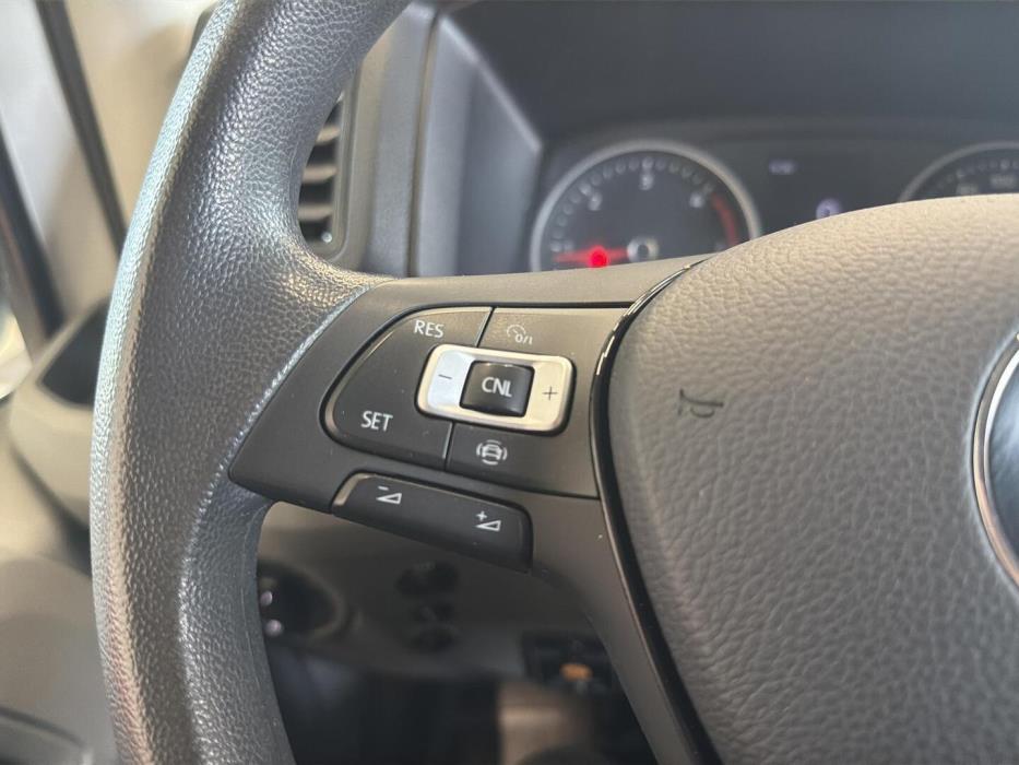 VOLKSWAGEN Crafter 2021