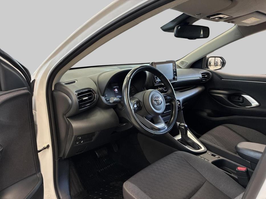 TOYOTA Yaris 2022
