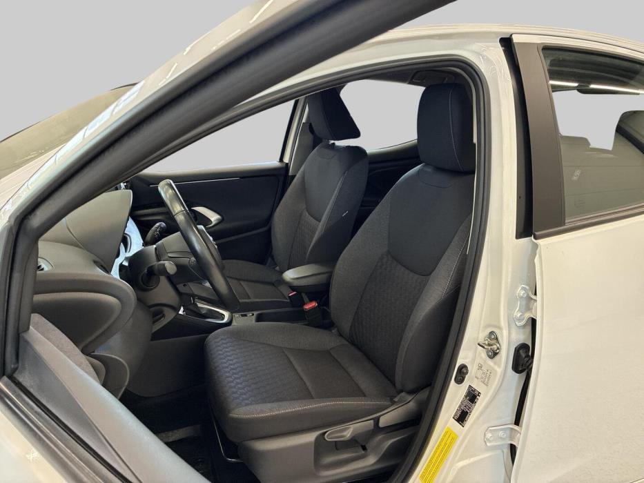 TOYOTA Yaris 2022
