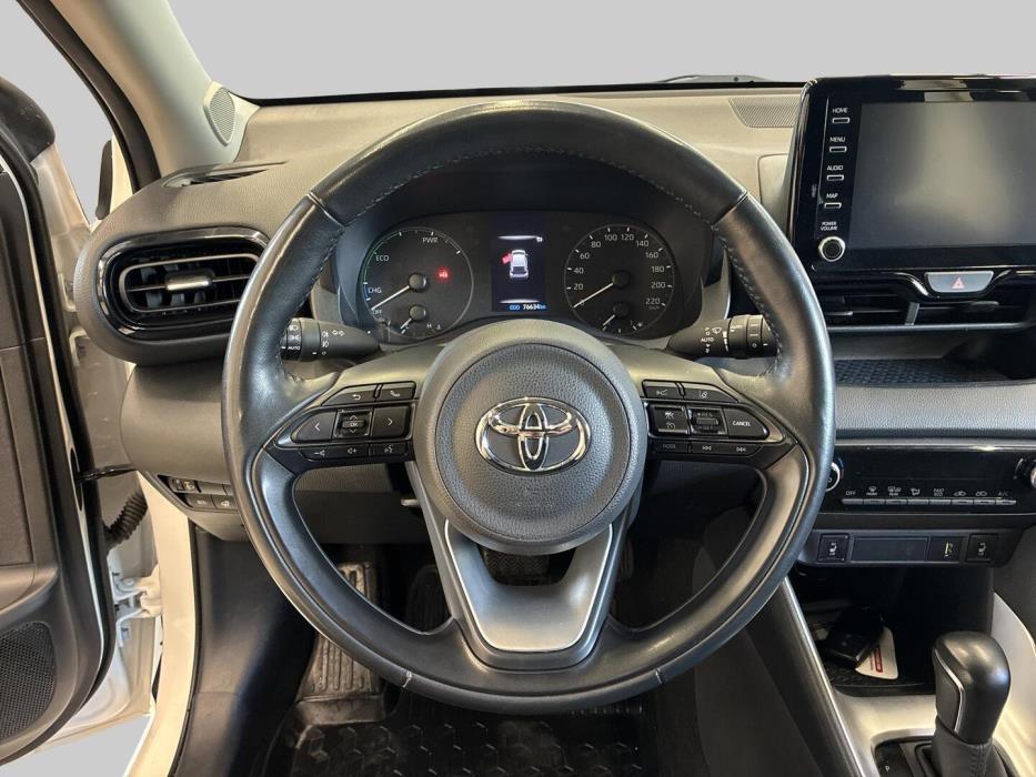 TOYOTA Yaris 2022